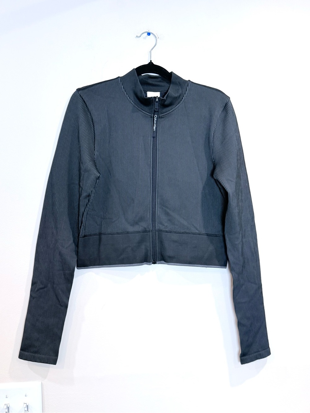 🔥NWOT Calvin Klein Women’s Black Zip-Front Cropped Jacket Size XL🔥